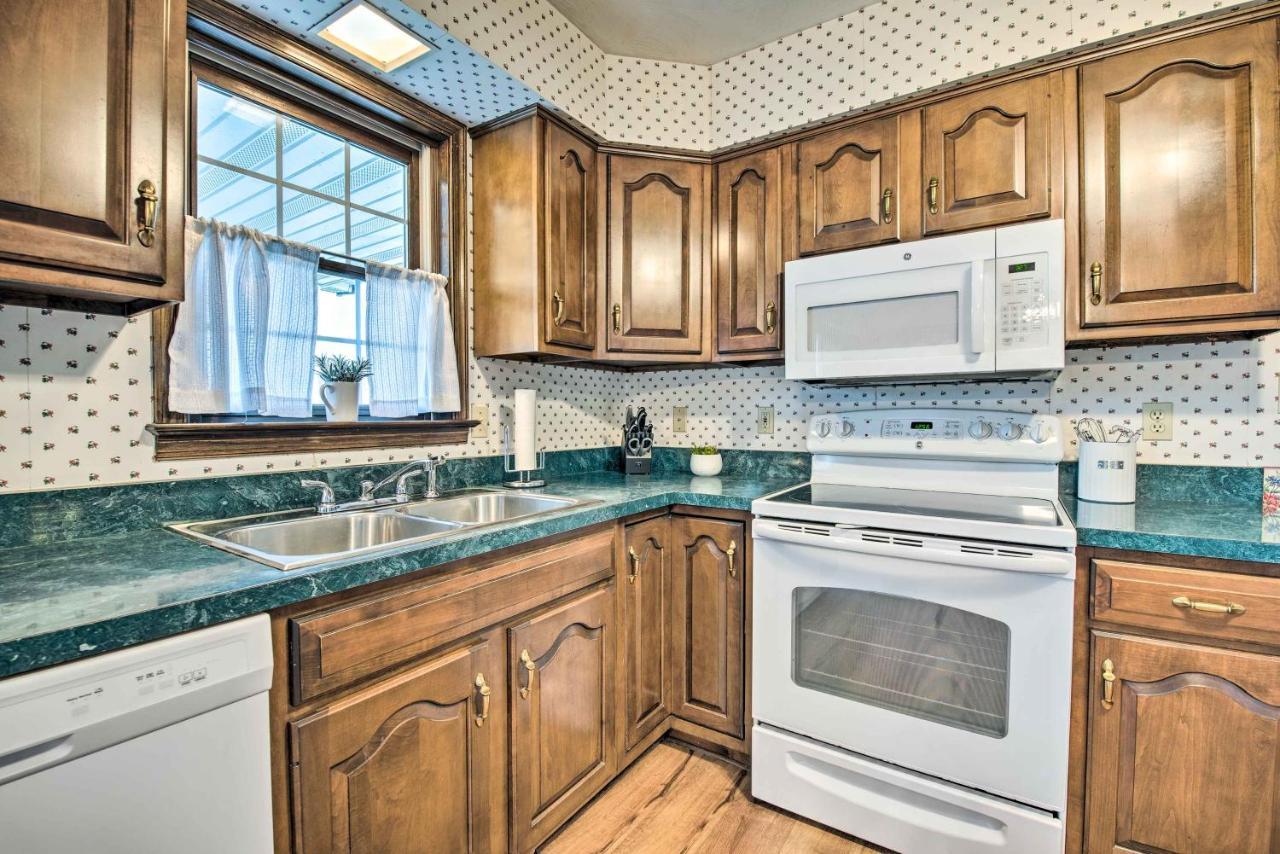 Charming With Hot Tub And Games! Holiday home *
