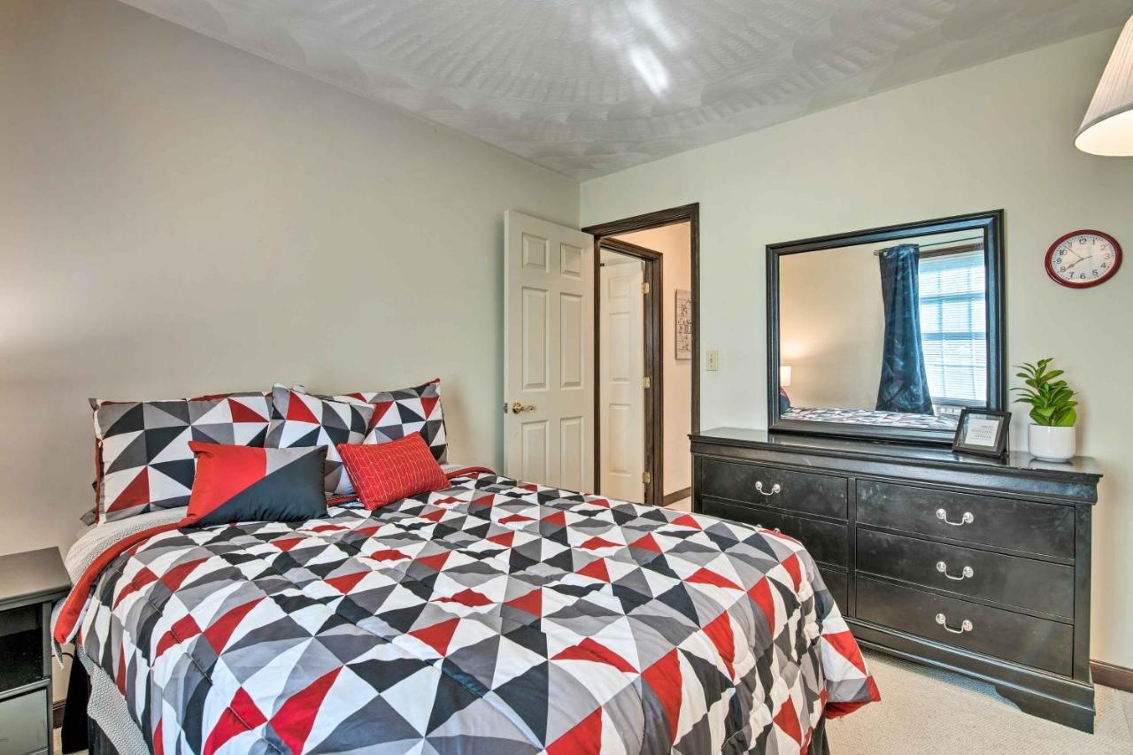 Holiday home Charming With Hot Tub And Games! Lewisburg