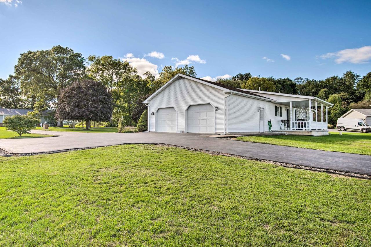 Holiday home Charming With Hot Tub And Games! Lewisburg